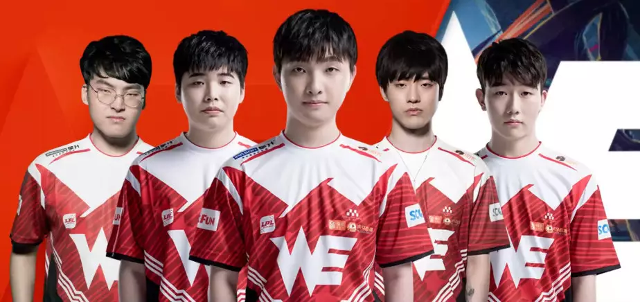 相比之下 相比之下