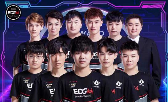 团队协作往 团队协作往