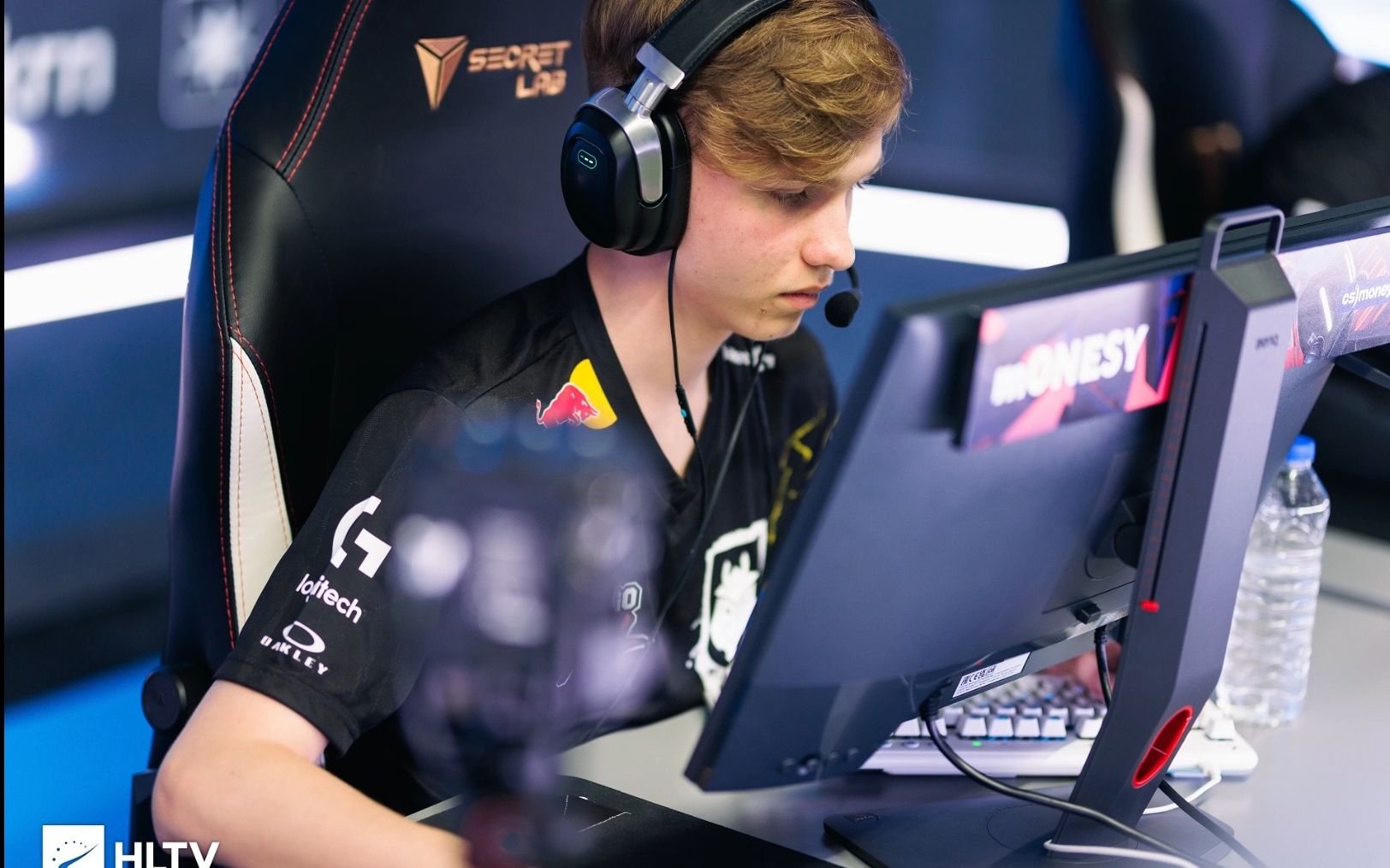 的几十人增 的几十人增